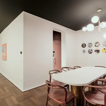 The Garden Suites By Suite030-2